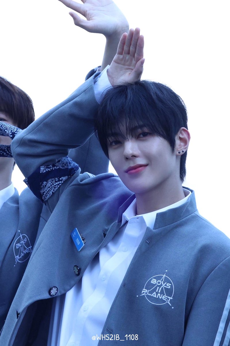 WHS2IB_1108's tweet photo. 250614 상암절 

쩡토끼🐰

#BOYS2PLANET #보이즈2플래닛 #보투플
#LEEJEONG #이정 #전이정 https://t.co/CjhYGPzH0B