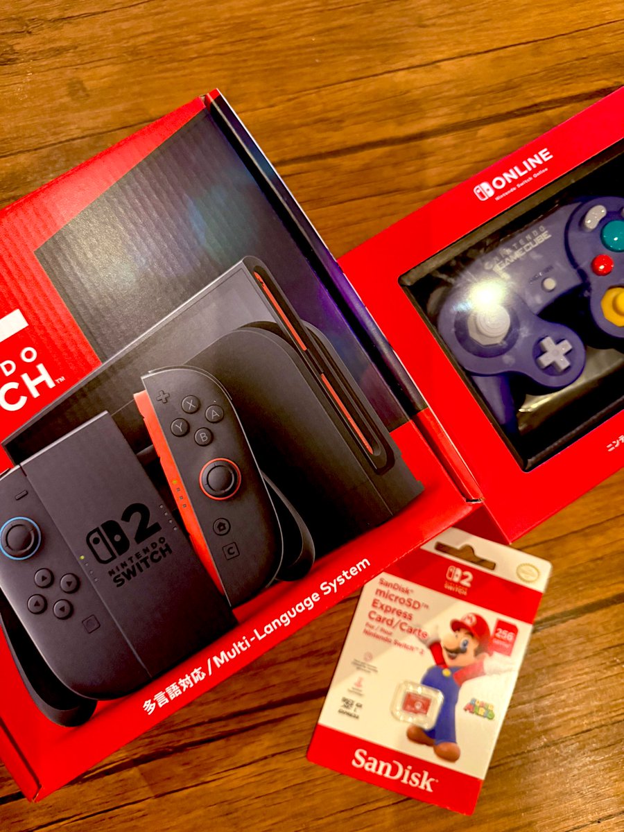 suda_51's tweet image. Get!