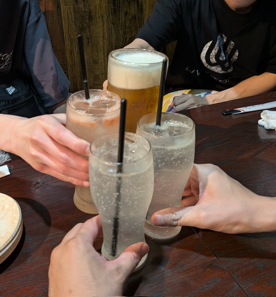 ry__uw's tweet photo. 乾杯〜〜〜〜 https://t.co/aNh7ZU9p9T