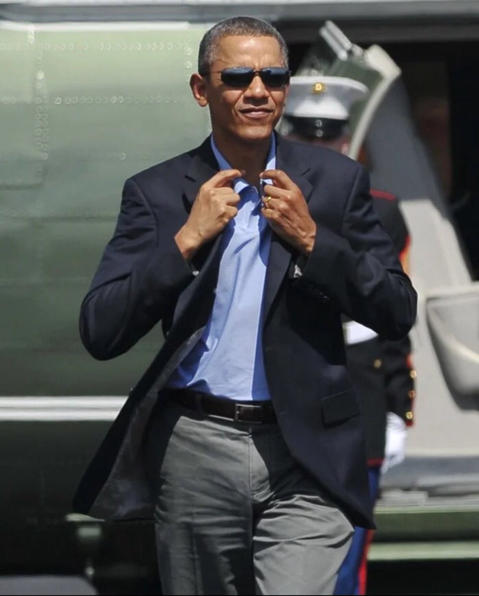 🇺🇸MESSAGE TO TRUMP🇺🇸

You will never be this cool. Ever. 😎                      🇺🇸💙🇺🇸