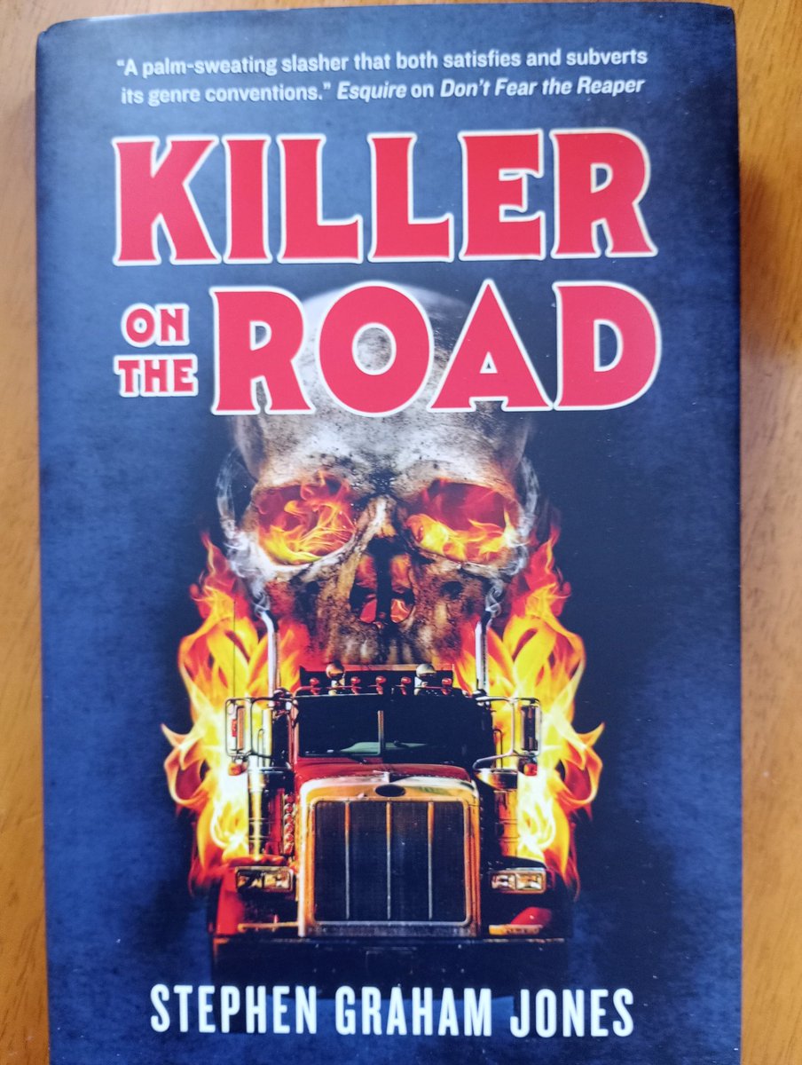 ravencrime's tweet image. #BookBuying #StephenGrahamJones is just an auto-buy for me. Didn't even look at the blurb...
@TitanBooks
#BookTwitter ❤️📚