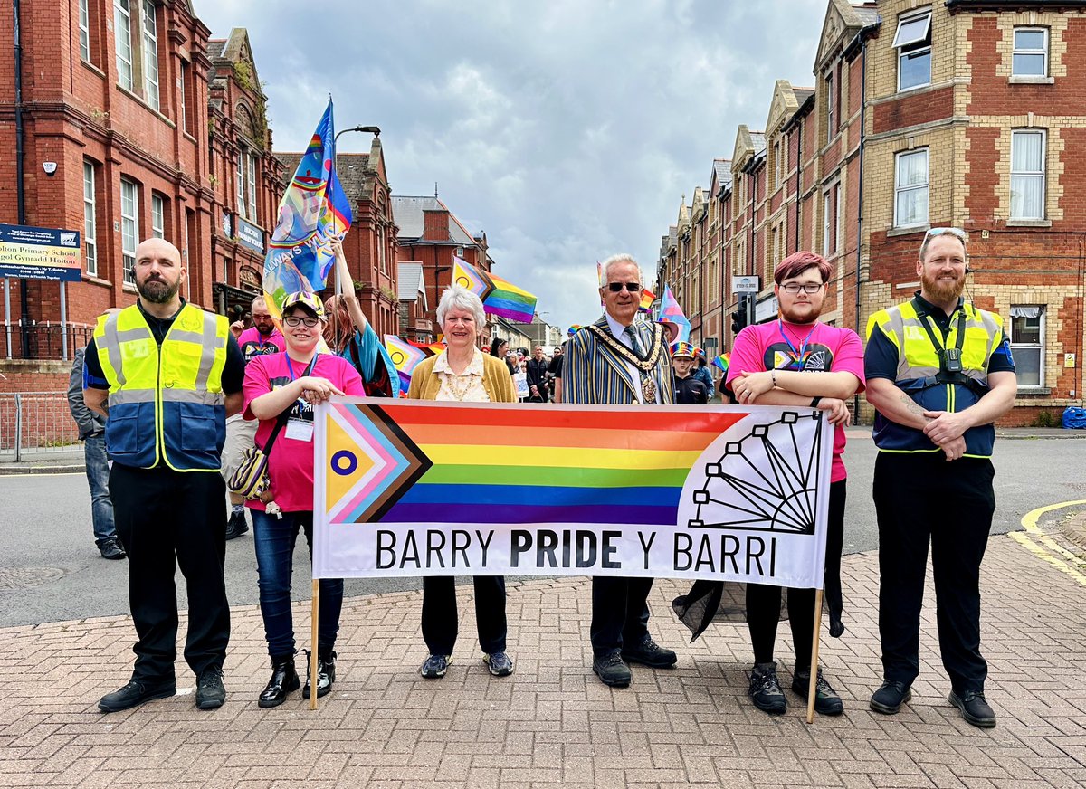 Showing our support at Barry Pride!!

#PrideMonth #BARRYPride #securitycompany #eventsecurity