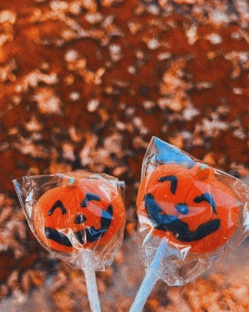 139 days till halloween 🎃