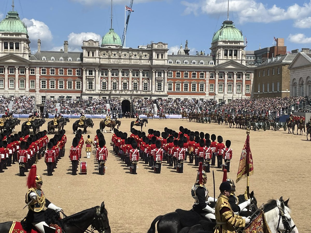 Honoured to attend His Majesty The King’s Birthday Parade – Trooping the Colour.
A magnificent ceremony reflecting the UK’s rich cultural heritage and enduring traditions. 🇬🇧 #TroopingTheColour #KingsBirthday