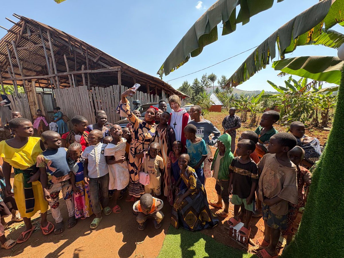 Rachel Treweek (@bishgloucester) on Twitter photo A delight to participate in a confirmation service today in a village in Tanzania in our link diocese <a href="/GlosDioc/">The Diocese of Gloucester</a> <a href="/GlosCathedral/">Gloucester Cathedral</a> A delight to participate in a confirmation service today in a village in Tanzania in our link diocese <a href="/GlosDioc/">The Diocese of Gloucester</a> <a href="/GlosCathedral/">Gloucester Cathedral</a>