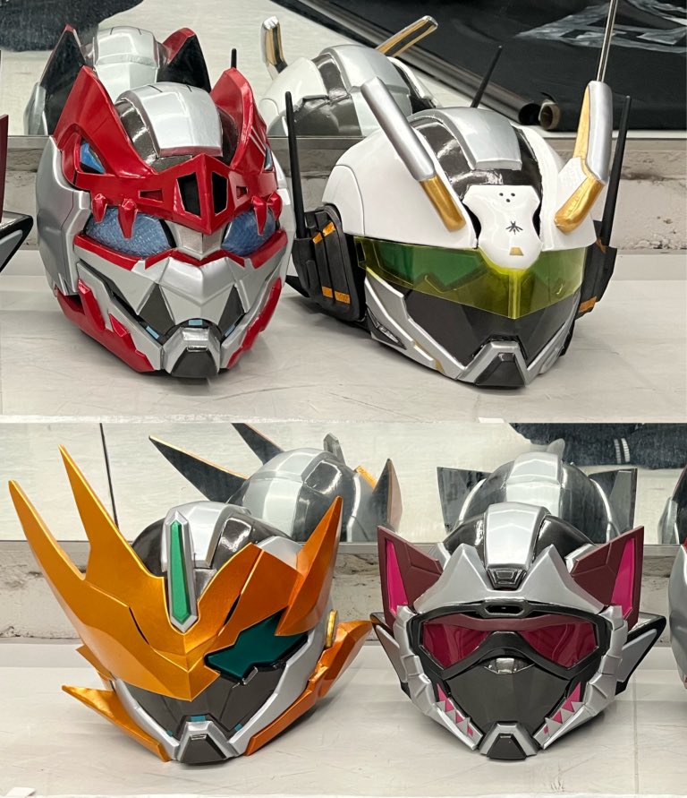 つ🅰️全員分のマスク作ってらっしゃっるので見てって欲しいჱ̒˶ｰ̀֊ｰ́ )