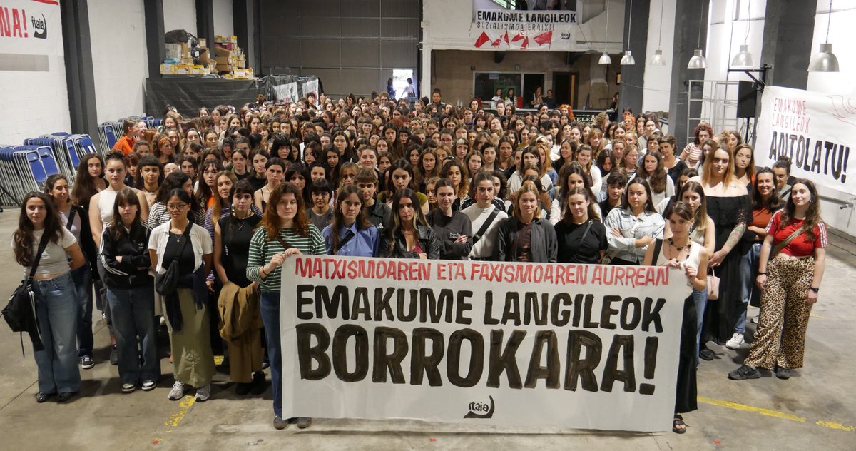 EMAKUME LANGILEON TOPAKETAK

Ehundaka emakume elkartu gara Donostian, matxismoaren eta faxismoaren aurka antolatzeko beharra azpimarratzeko.

Era berean, hurrengo urteetako erronken inguruan hausnartu dugu. 

Bide horretan lanean jarraituko dugu.
