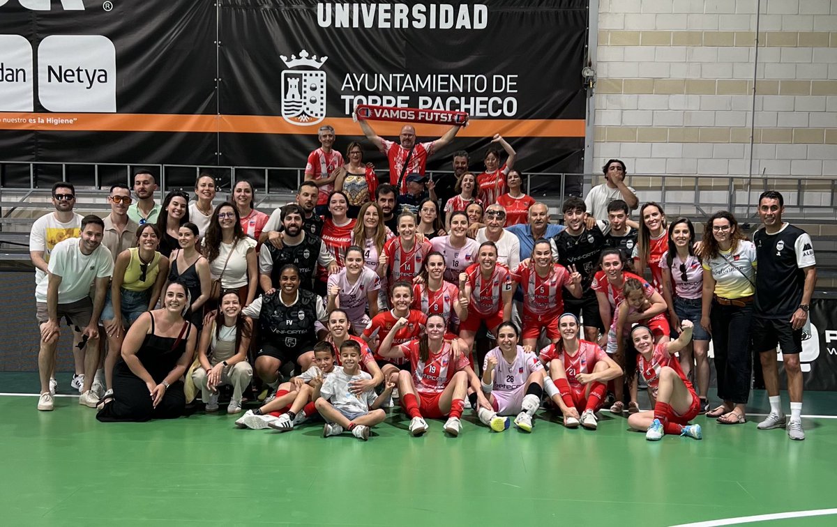 Gran partido de las nuestras, que con bravura y oficio ha conseguido poner una pica en Roldán y trasladar la decisión final al próximo jueves en La Estación. Marian demostró que no hay peor cuña que la de la propia madera y con sus dos goles nos ha llevado en volandas al partido