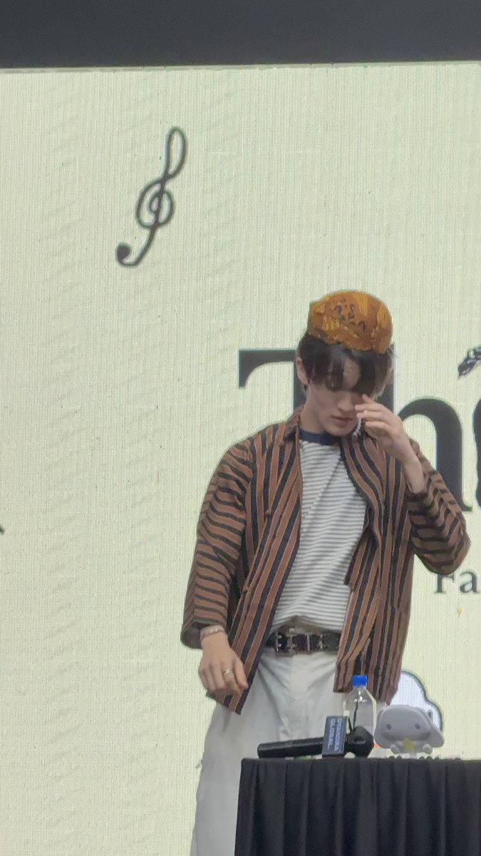 sweetiesvanilie's tweet photo. MAS DEDE DISINI MASSS!!!!!!!

#MARK #마크
#TheFirstfruit #MARK_TheFirstfruit
#NCT #NCT127 #NCTDREAM #MARK_TheFirstfruit
#DyandraGlobal #DyandraGlobalFansignEvent https://t.co/fYS5pdRA6v