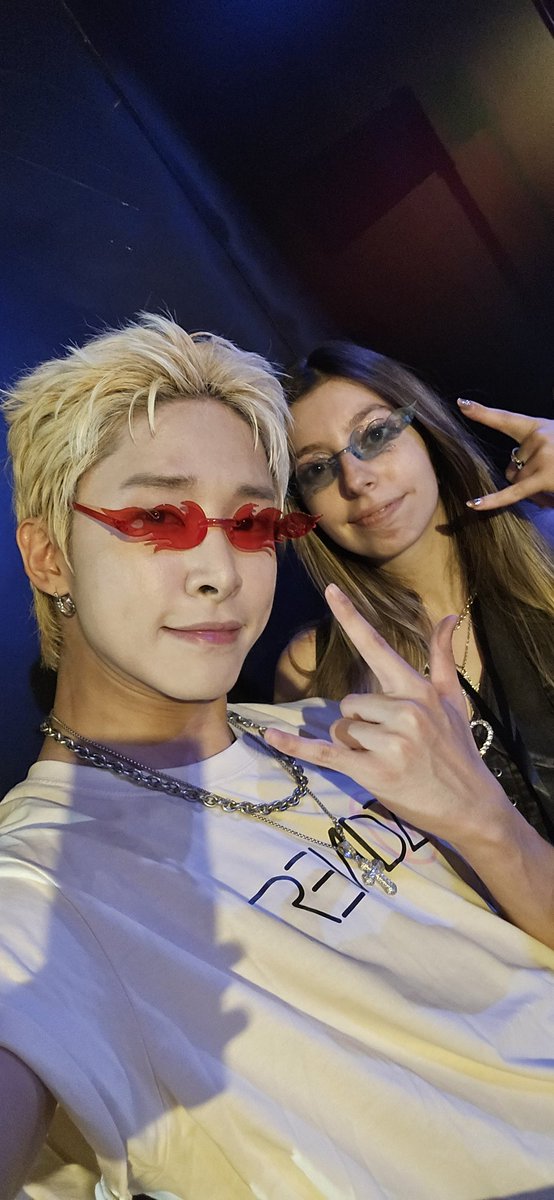 lapincy's tweet photo. Ma boys❤️‍🔥
#TRENDZ #트렌드지 
#MILAN #ITALY
#GLOWTOURinEUROPE https://t.co/wv7xPsmSyr