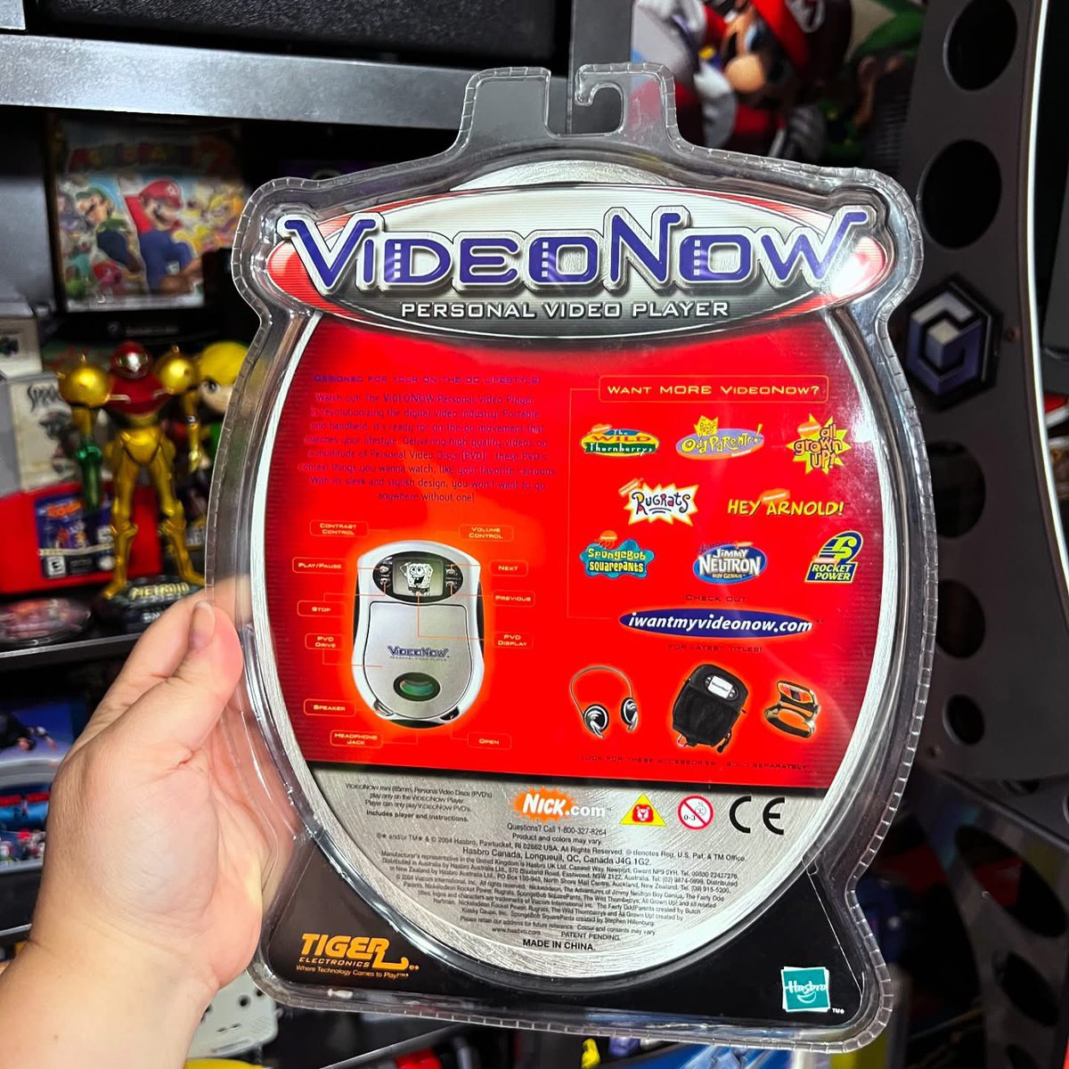 GamerAhmer's tweet photo. Who remembers this? Thanks again to my buddy for unlocking this memory! #videogames #movies #tvshows #videonow #nickelodeon #rugrats #games #gameroom #gamerahmer #gamer #tigerelectronics #nicktoons #2000s #spongebob https://t.co/nhlp0o0gOY