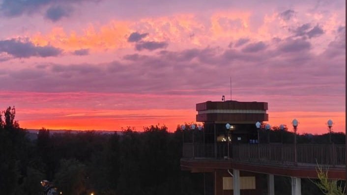 POV: you witnessed the prettiest sunset