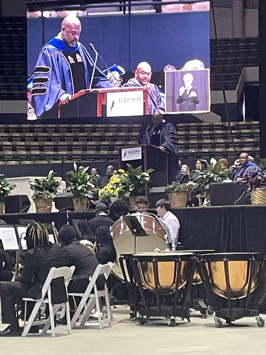 Phoebus High School (@phoebushs1) on Twitter photo Dr. Richard Mason, Hampton School Board Chair, greets the assembly. Phantoms, “You understood the assignment.”
@david_cocolli @vibown68 <a href="/VAeducatorLBI/">Lisa Incorminias</a> <a href="/Brownlie18/">Lindsay E. A. Jackson, EdS</a> #phantomgrads2025
#phantomgrads2025 Dr. Richard Mason, Hampton School Board Chair, greets the assembly. Phantoms, “You understood the assignment.”
@david_cocolli @vibown68 <a href="/VAeducatorLBI/">Lisa Incorminias</a> <a href="/Brownlie18/">Lindsay E. A. Jackson, EdS</a> #phantomgrads2025
#phantomgrads2025
