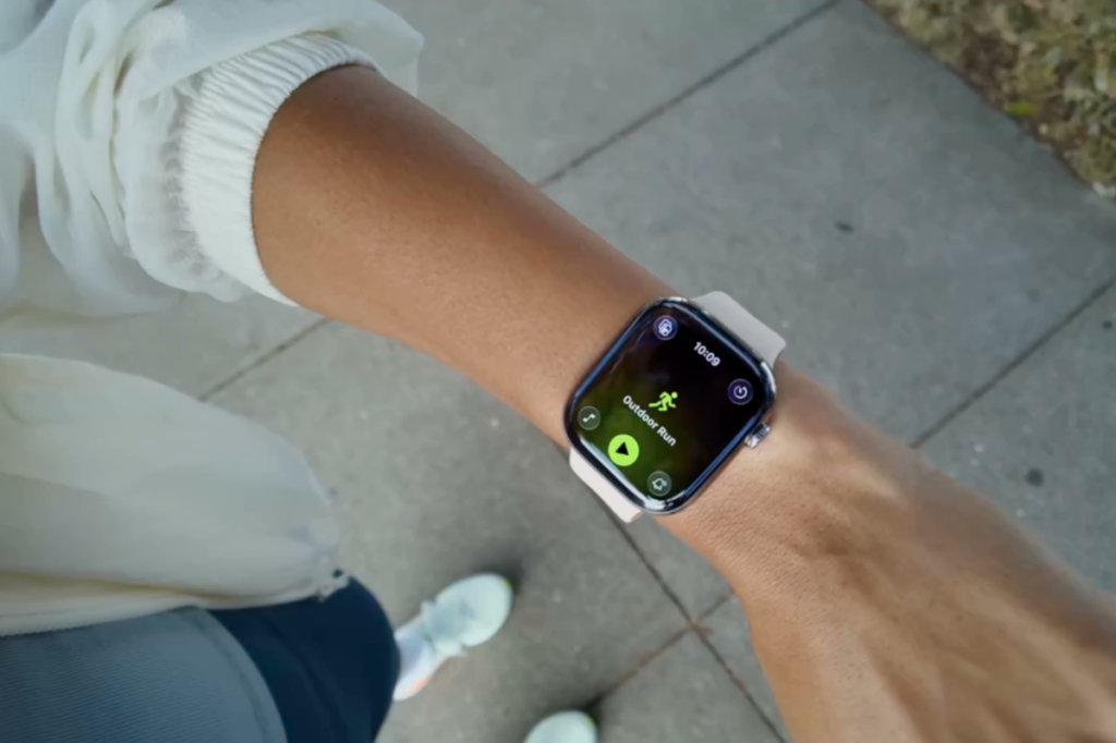 Lol Apple brought back OG Nike Run Club