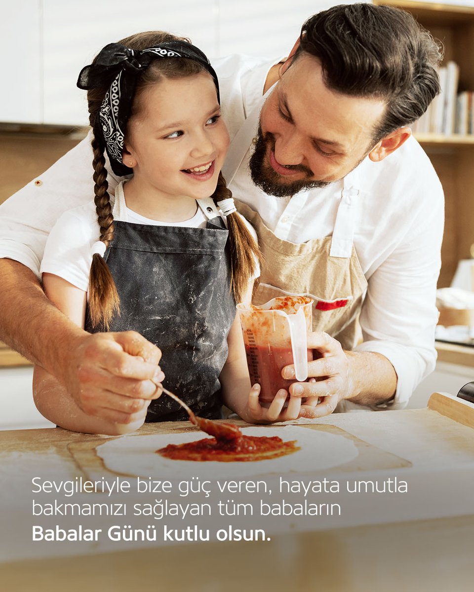 Sevgileriyle bize güç veren, hayata umutla bakmamızı sağlayan tüm babaların Babalar Günü kutlu olsun.

#Simfer #BabalarGünü