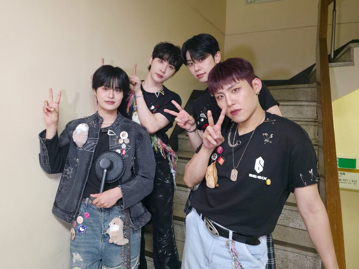 AB6IX tweet media