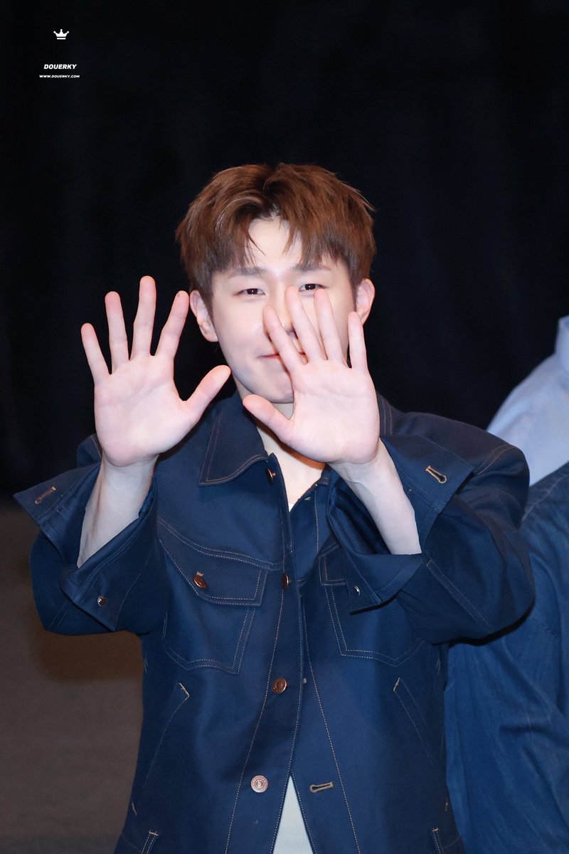 250608 인피니트 무대인사 

😍😍

#성규 #김성규