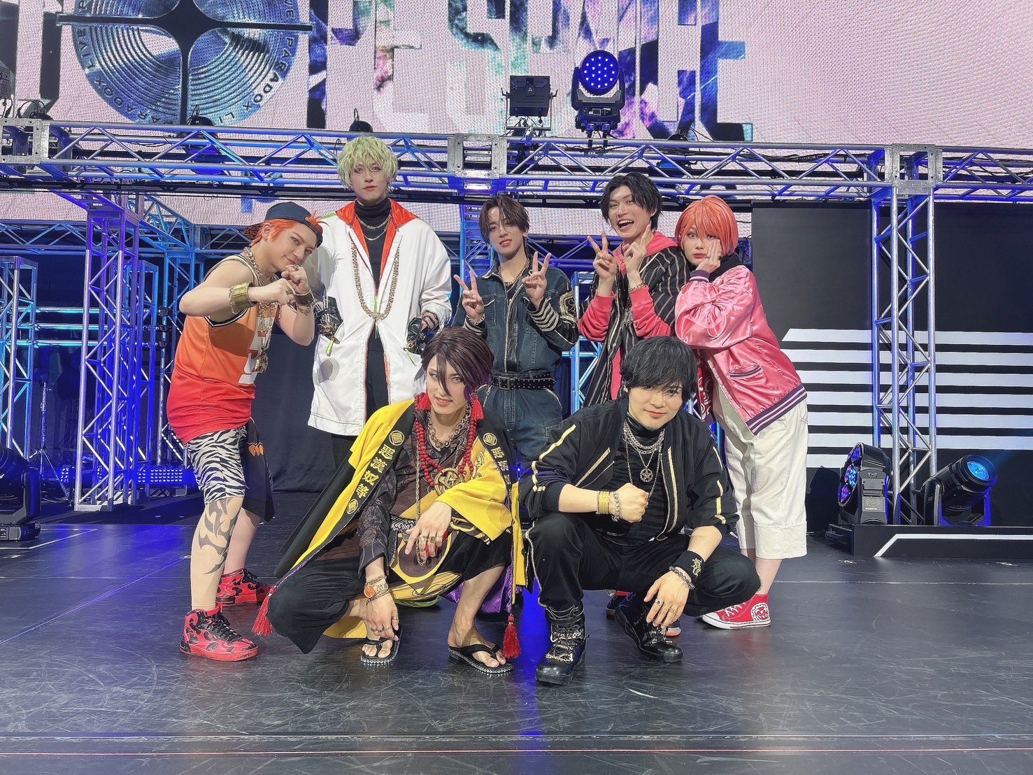 人気カラーの 舞台「Paradox Live Stage」（パラステ）公式 on お笑い・バラエティ