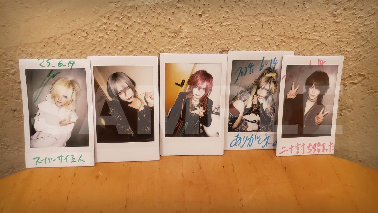 諒平 (@Azavana_Ryohei) / X