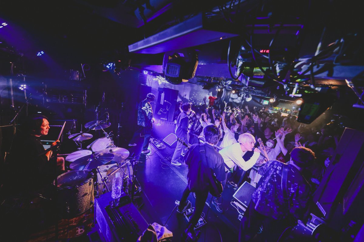 miminoko69's tweet photo. 💫Official camera photo 💫 

〖 NUMBER VOGEL × BARICANG 〗
@numbervogel
@bivouac_VOICE

▶︎SHUFFLE

📸 photo by @tshiraishi1988

#ミミノコ https://t.co/d6wixVdJgW