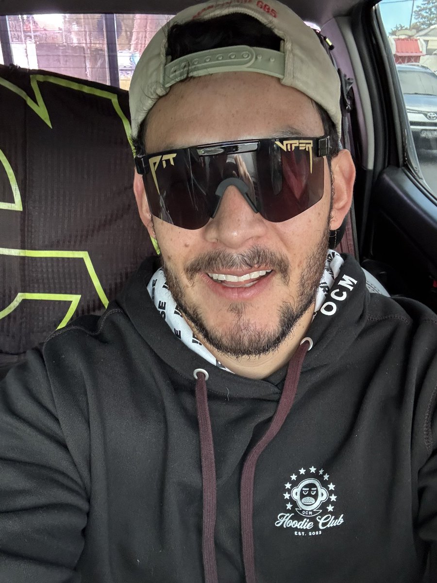 Long time no see <a href="/OnChainMonkey/">OnChainMonkey®</a> ! Is GM still a thing ? <a href="/huuep/">danny huuep</a>