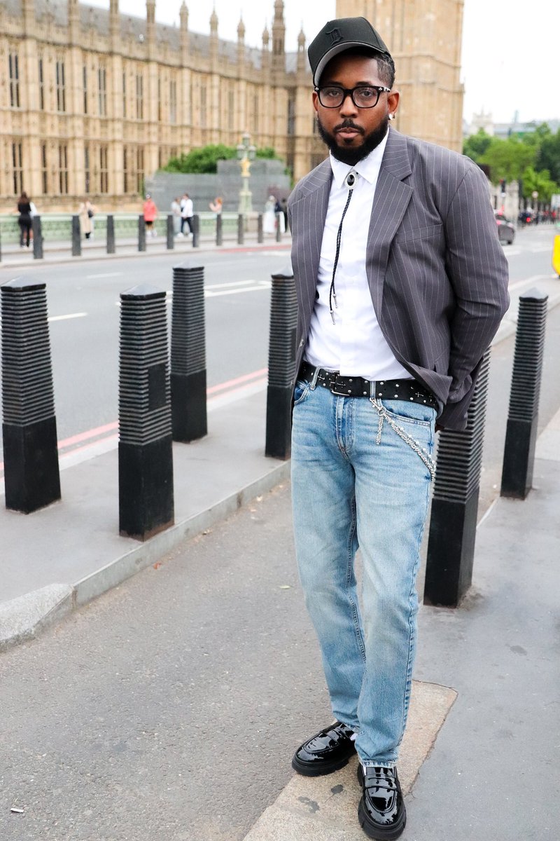 Live from London. 🇬🇧