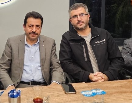 Bursa'da ve diğer birçok büyükşehirde mülkiyet sorunları görmezden geliniyor. Mülkiyet sorunları giderilmeden Kentsel Dönüşüm yapılabileceği düşünülüyor. Bu adım ekstra mağduriyet yaşatacaktır.

Kentsel Dönüşümden Önce #YapıKayıtTorbaya
<a href="/MHP_Bilgi/">MHP</a> 
<a href="/fevzizirhlioglu/">Fevzi Zırhlıoğlu</a>