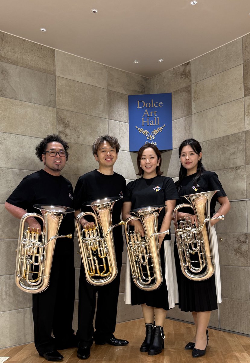 OrigAmi_euph's tweet photo. 昨日の大阪公演お越しいただきありがとうございました…！！とっても暖かく皆様に迎えて頂き、大変感謝です😭✨✨ドルチェ楽器大阪店さま、スタッフの方々、そしてお越しくださった皆様、本当にありがとうございました😊 https://t.co/50jhNaAdQv