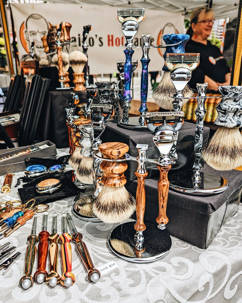 Hi #Ottawa! This #FathersDay give your Dads (and Father figures!) the gift of local! Here are a few ideas available at our Farmers' Markets this weekend! 

#MyOttawa