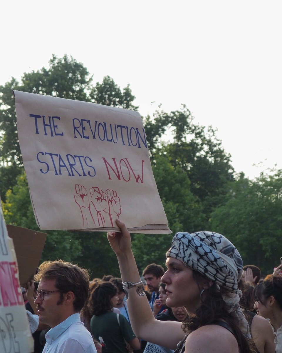 Samsss__'s tweet image. Mes photos de la manifestation pour la Palestine - mini thread 🇵🇸
