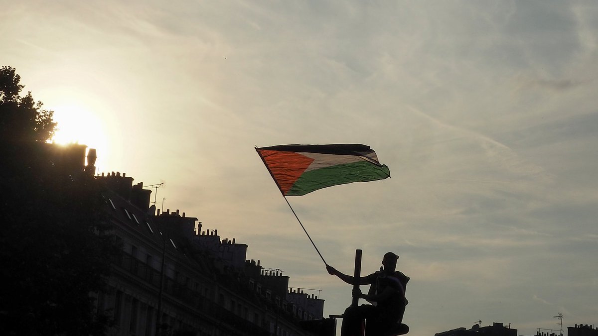 Samsss__'s tweet image. Mes photos de la manifestation pour la Palestine - mini thread 🇵🇸