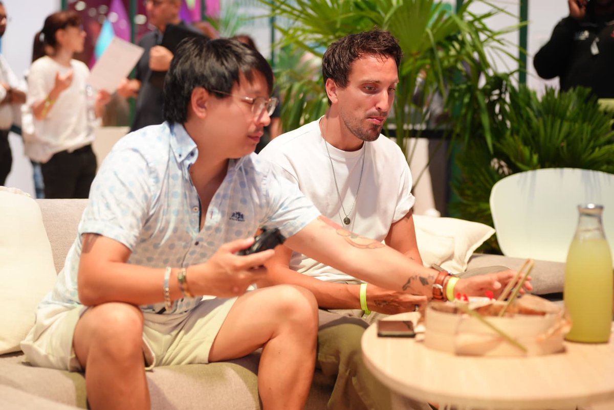 BNPParibas's tweet image. 🚀 #BNPPInnovationNest @Louffy086 &amp;amp; @NormanGenius sont avec nous cet après-midi sur #VivaTech ! 

Au programme, une après midi 100% gaming 👾 autour du mythique jeu Street Fighter et Fall Guys.

@VivaTech
