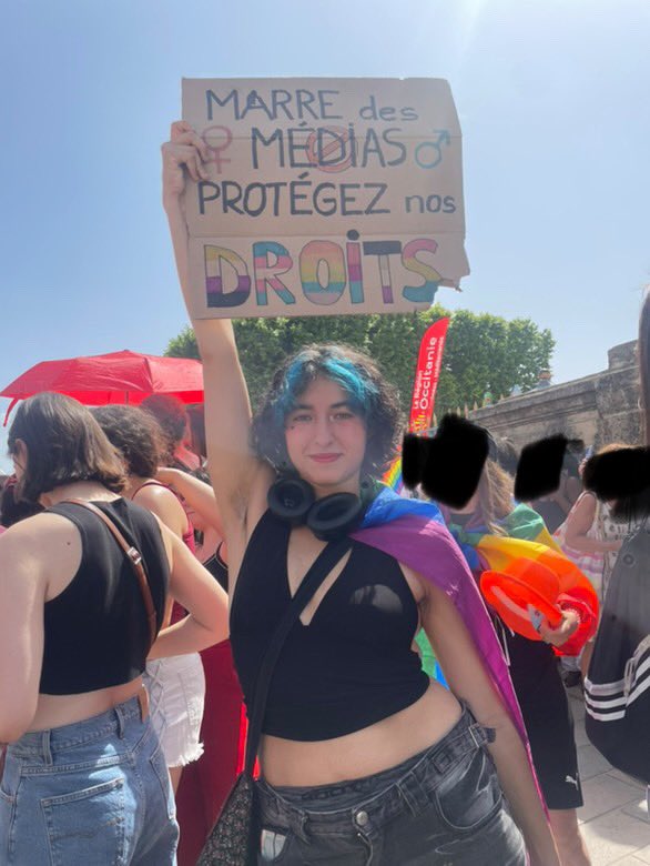 Parce que nos droits ne sont jamais acquis ❤️
Pour moi, pour mes amis, mes proches et tous les gens que je ne connais pas ❤️