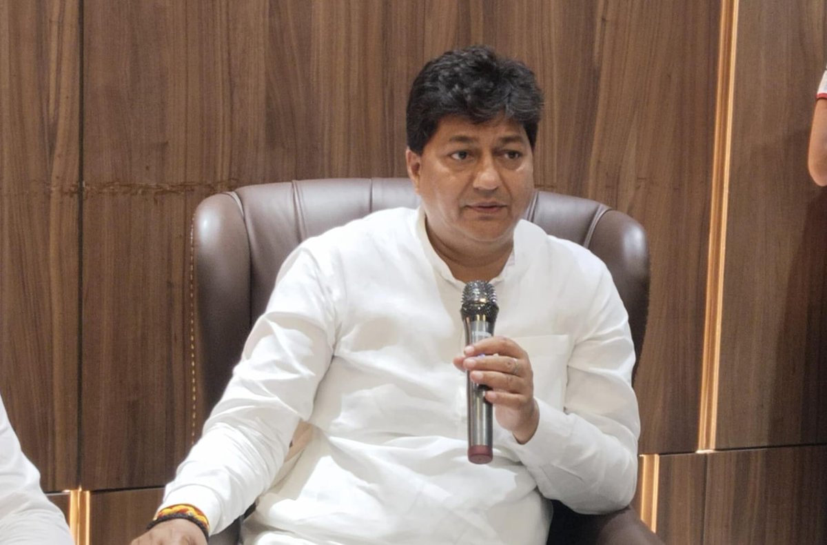 Ashok Goel tweet media