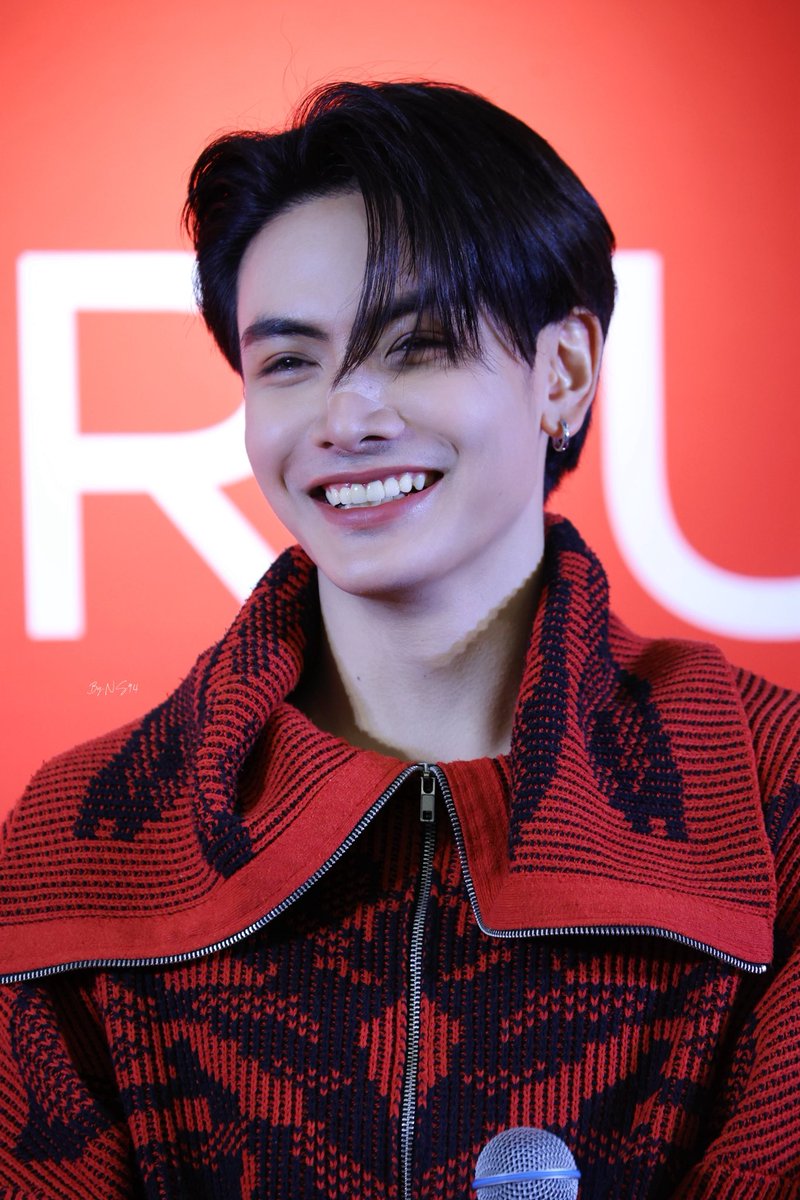 ns94_nam's tweet photo. ที่บอกว่าถ่ายจุงยิ้มมาได้เยอะมากกกก🫠

BEAUTRIUM MID YEAR X JOONG
@ChenRcj #จุงอาเชน #JoongArchen 
#เจอจุงที่บิวเทรี่ยม https://t.co/9TtmBVp0ty