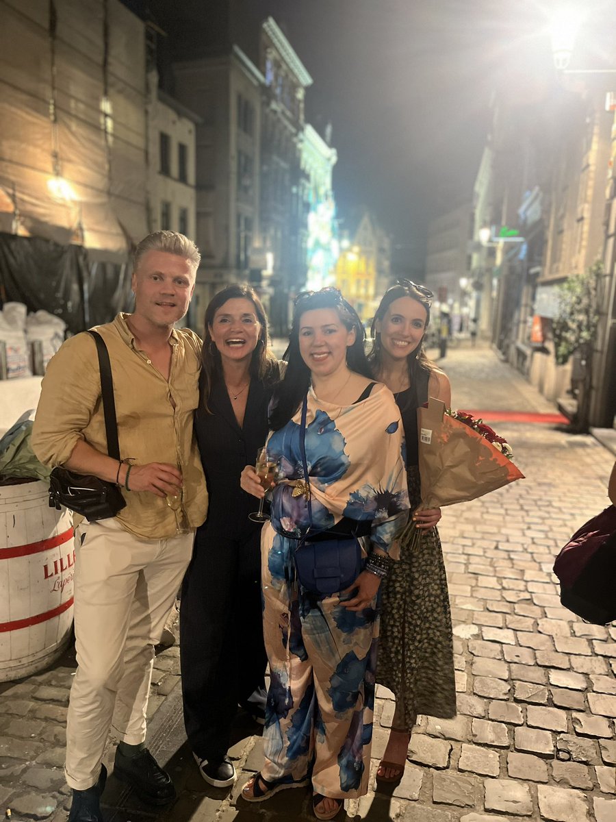 Dominika Cosic (@dominikacosic) on Twitter photo Stała dziennikarska ekipa NATO tym razem po godzinach pracy ;) Milego weekendu! Dear <a href="/AlexandravonNah/">Alexandra von Nahmen</a> thank you for great farewell party, we will miss you! But hope that you will come back to Brussels ☺️ Stała dziennikarska ekipa NATO tym razem po godzinach pracy ;) Milego weekendu! Dear <a href="/AlexandravonNah/">Alexandra von Nahmen</a> thank you for great farewell party, we will miss you! But hope that you will come back to Brussels ☺️