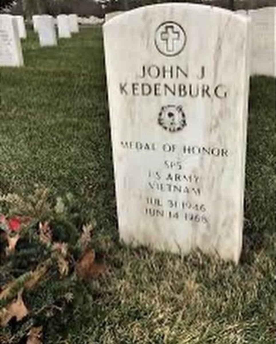op_hawkeye's tweet photo. 6.14.1968 | SP5 John Kedenburg 🇺🇸

#OpHawkeyeRemembers #JohnKedenburg #MACVSOG #FOB2 #5thSFG #CMOH #MedalOfHonor #PurpleHeart #DeOppressoLiber

📜 https://t.co/gsElRqEfMe
📜 https://t.co/1DsMdojs3H
📜 https://t.co/wBMCo4wzqe
📰 https://t.co/G2I7zHDiX6 https://t.co/klzMXbRyhV