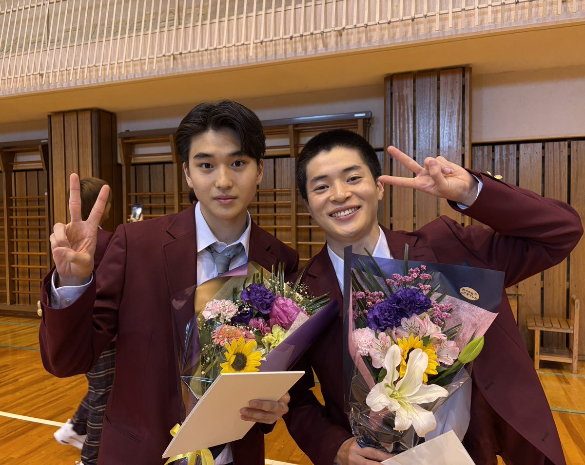 『なんで私が神説教』最終回
ありがとうございました！

毎回の撮影現場が楽しすぎて、一生忘れられない作品になりました！

清水廉として、2年10組の皆んなと静先生と学校生活を送ることが出来て本当に幸せでした！

また皆んなと何処かで会えますように🙏

#神説教
#相方の染谷隼生くんと📸