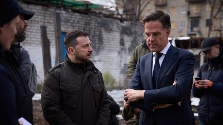 Geweldig nieuws! Kort geding tegen de Staat der Nederlanden m.b.t. "Stop de steun Oekraïne oorlog" 25 juni a.s. (Zie dagvaarding &amp; brief rechtbank in nieuwsbrief)

Beste mensen,

De Bond heeft in samenwerking met onze advocaat en een aantal hoogleraren Internationaal oorlogsrecht