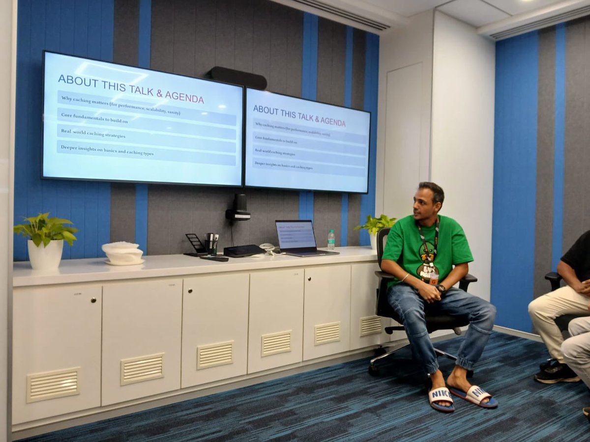 Arundhati tweet media