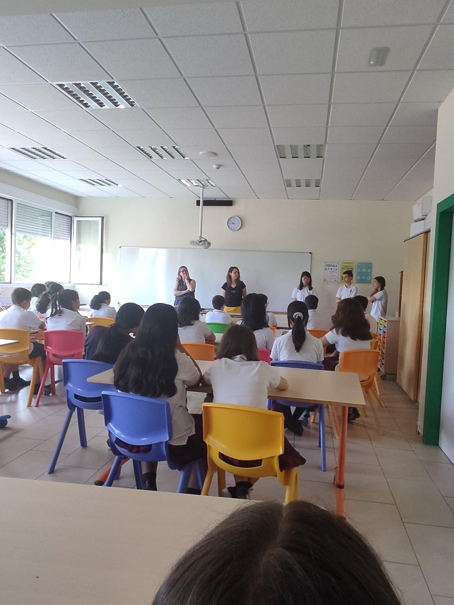 Educación Primaria: los alumnos de 6º han disfrutado esta semana, de una sesión de orientación para el paso a la ESO, donde han podido resolver todas sus dudas sobre la nueva etapa 💪🏼. #colegiorafaelaybarra #colegioconcertadomadrid