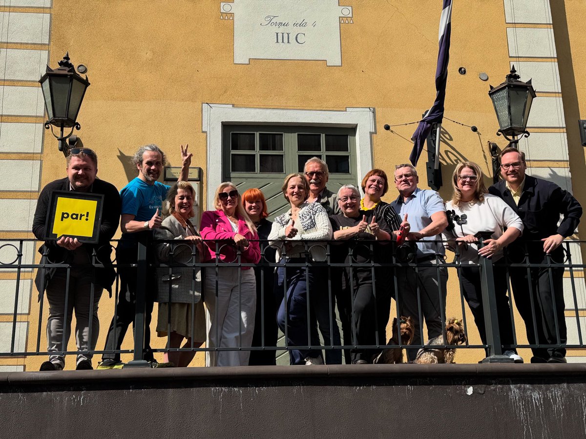 Turpinām darbu Latvijas pašvaldībās. Pievienojies mums, Kustībai “Par!”, un veidosim, virzīsim idejas kopā! Raksti uz mes@kustibapar.lv