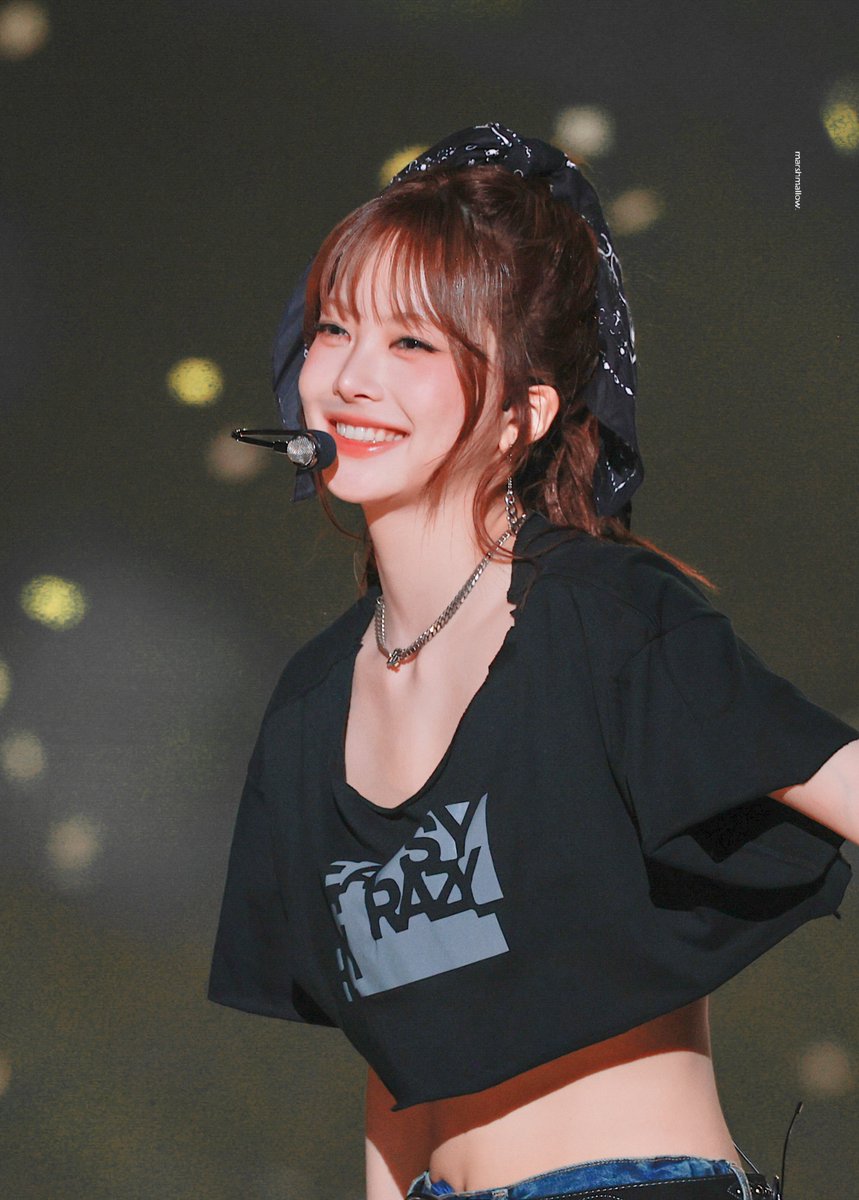 250614

#르세라핌 #홍은채 #은채 #ウンチェ
#LE_SSERAFIM #HONGEUNCHAE