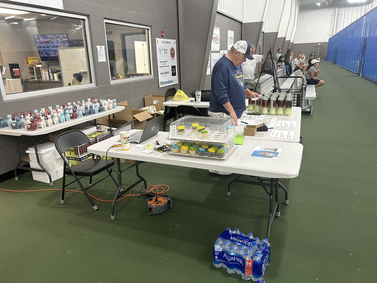 swhstennis's tweet image. Play got underway this morning at 8:00 and we have a full day of matches ahead!