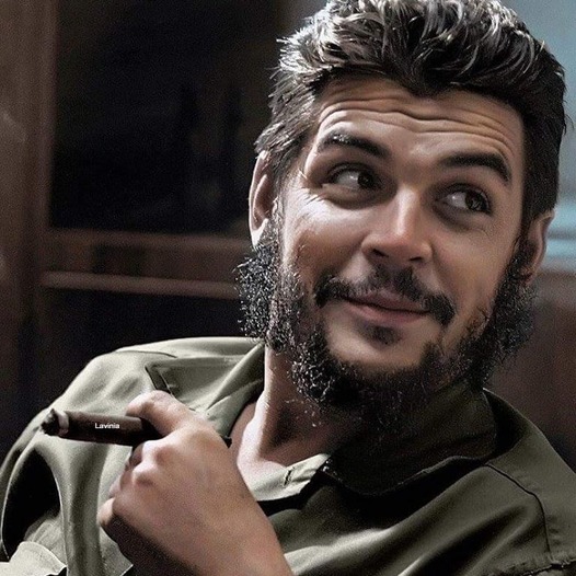Bir insanın yaşayıp yaşamadığını
atan nabzından değil,
onurlu duruşundan anlarsınız...
#ErnestoCheGuevara