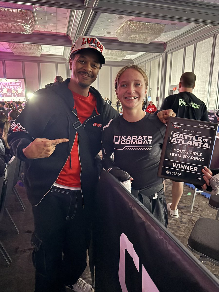 KingApolloTPK's tweet photo. GM 🌞

Last night, I had the chance to meet a future Karate champ at the Battle of Atlanta tournament. Bailey said her dream is fighting for Karate Combat.🥺

So she absolutely dominated her competition rocking the Karate Combat gear. Can’t wait to see her in the PIT. 🥋🥊 https://t.co/PazHRspkov