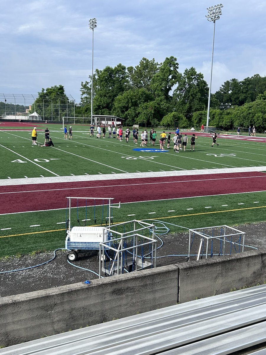 McEvanm76's tweet image. Had a great day at the Fairmont State Junior day camp series. Improved my craft bit by bit, won all of my 1v1s!
