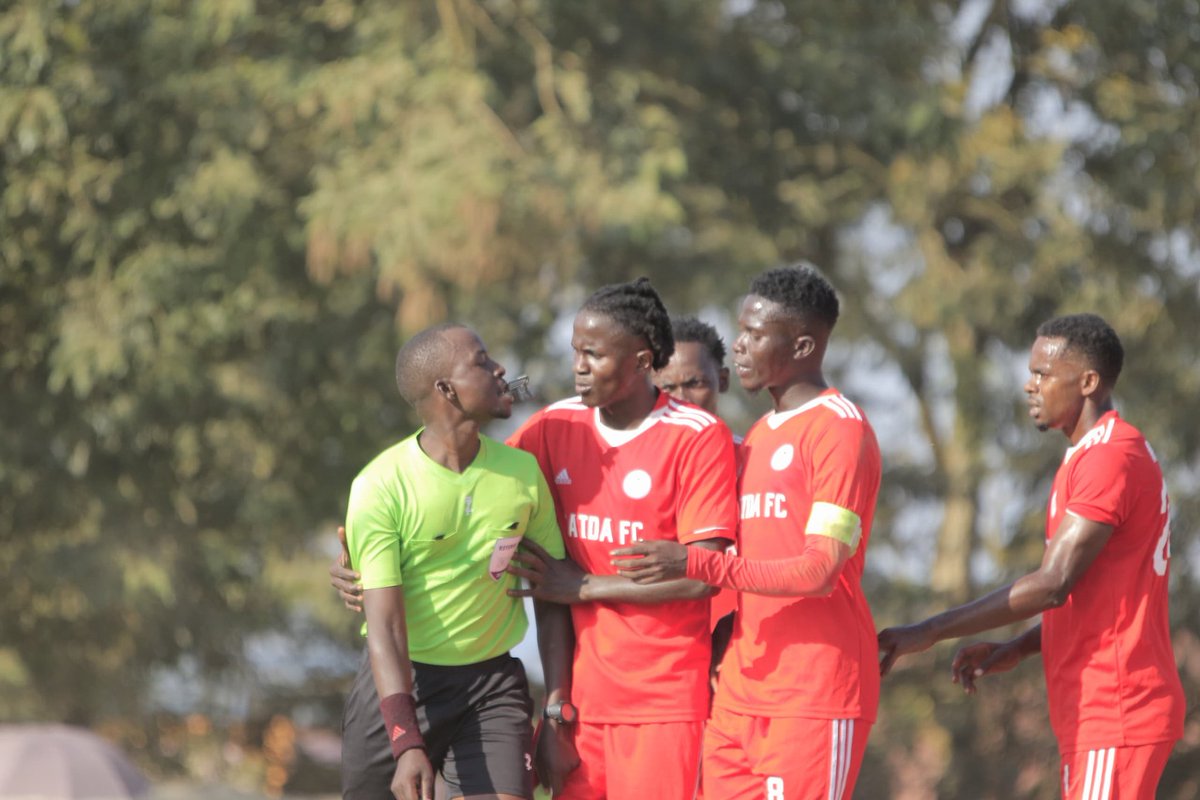 Full-time at Kasanda Ssaza grounds 

Super Eagles Lugongwe 1-1 CATDA FC 
⚽Shafik Nyanzi for Super Eagles Lugongwe 
⚽Bruno Mukwaya for CATDA FC

The return leg will be played on Sunday 22nd-June at Bugolobi Coffee grounds

<a href="/supereagles_fc/">Super Eagles Lugongwe FC 🦅</a> <a href="/OfficialFUFA/">FUFA</a>