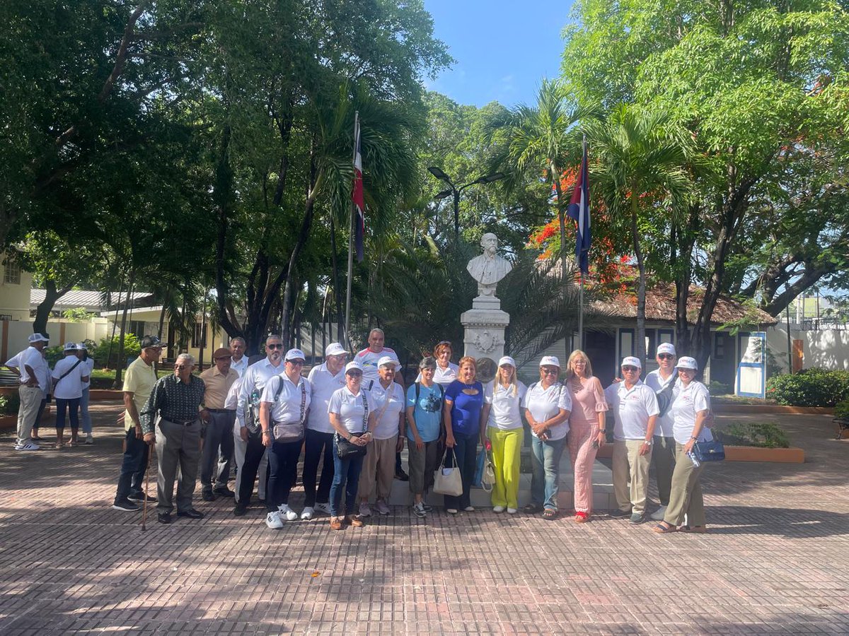 Consulado Cuba-ARG (@consulcuba_arg) on Twitter photo Dio inicio en República Dominicana el 7mo Encuentro Regional de Cubanos Residentes en América Latina y el Caribe. La unidad es la única garantía de nuestra victoria!
#JuntosPorCuba
#TumbaElBloqueo Dio inicio en República Dominicana el 7mo Encuentro Regional de Cubanos Residentes en América Latina y el Caribe. La unidad es la única garantía de nuestra victoria!
#JuntosPorCuba
#TumbaElBloqueo