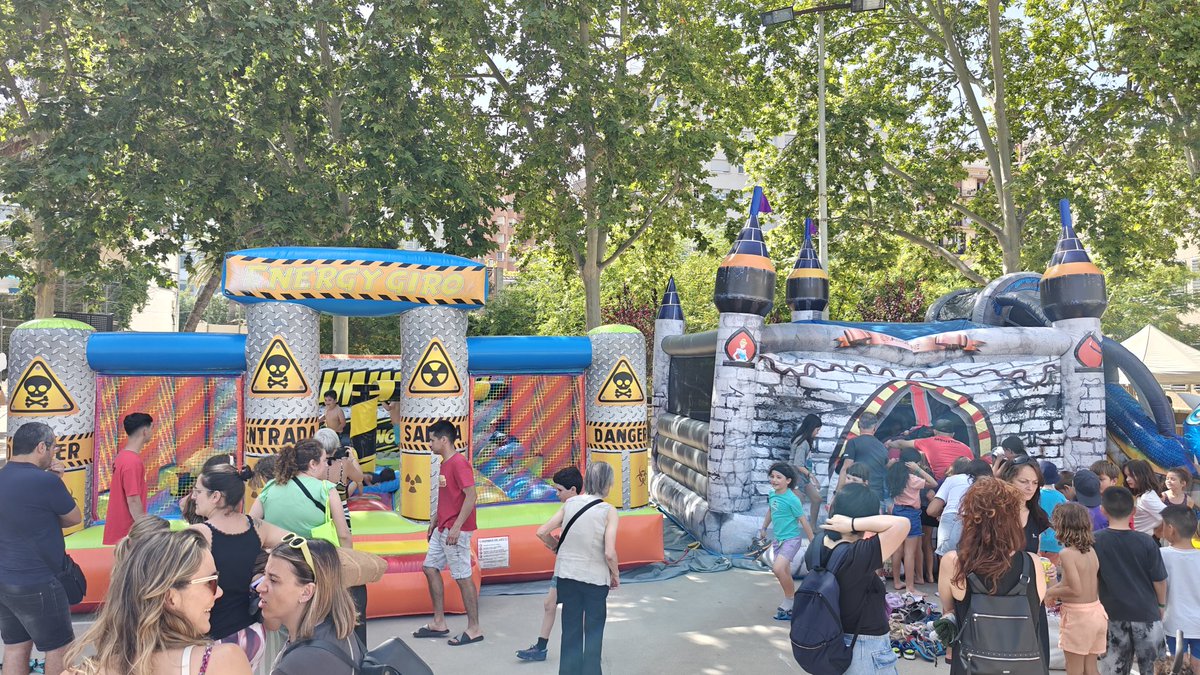 FARIFESTA en marxa!! Veniu a gaudir i amb ganes d'ajudar que fan falta mans!!